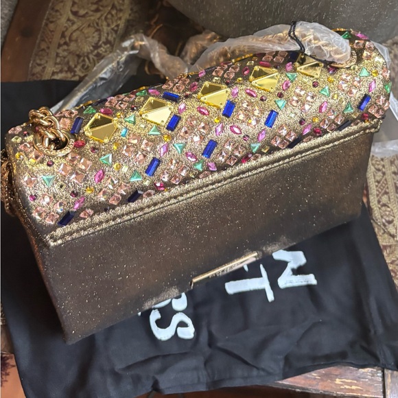 Authentic KURT GEIGER LONDON mirror/Crystals flap magnetic crossbody/ shoulder - Picture 4 of 16
